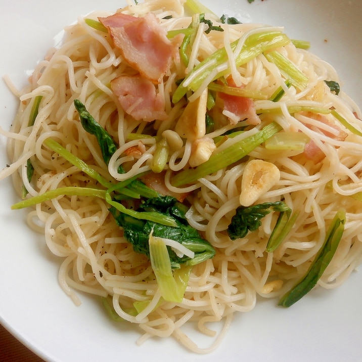 ベーコンと小松菜の焼きそうめん